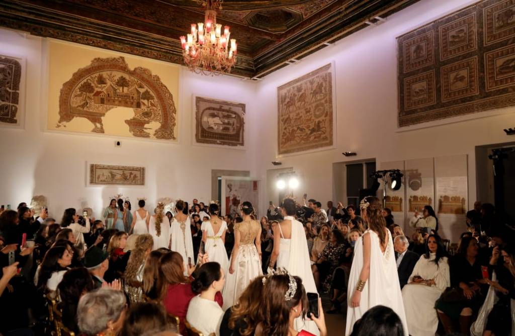 Un Défilé Historique au Musée du Bardo : Fatma Redissi Ben Abdallah Célèbre le Patrimoine Tunisien

