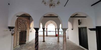 La tradition soufie en Tunisie : un voyage vivant au cœur de Sidi Bou Saïd